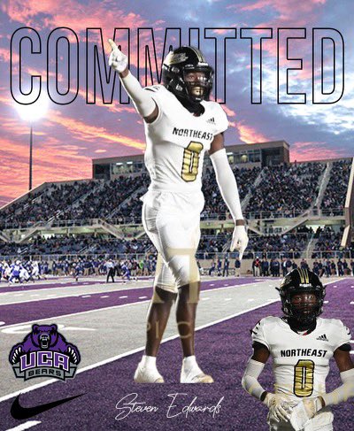 Steven_island0's tweet photo. We doing big things now⭐️#Commited⚪️🟣@CoachKre @CoachGDavisFB @Coach_Webster2 https://t.co/b5kWmEFttw