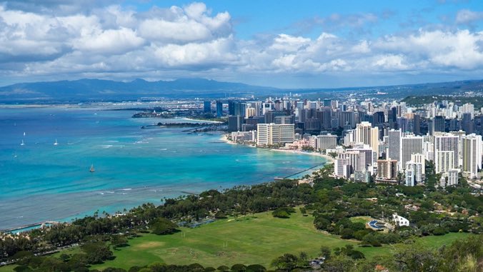CampingYurts's tweet photo. We shipped an 8ft yurt to Honolulu last week! The beauty of an 8ft yurt is it can be packed up small enough to be shipped via FedEx Ground. 😃

The yurt will be used as a mobile tarot card reading booth.  

#yurts #campingyurts #hawaii #honolulu https://t.co/MwNPfUiyHG