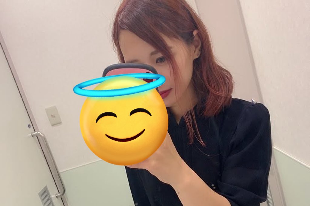 𝒰𝓂𝒾🐬 tweet media