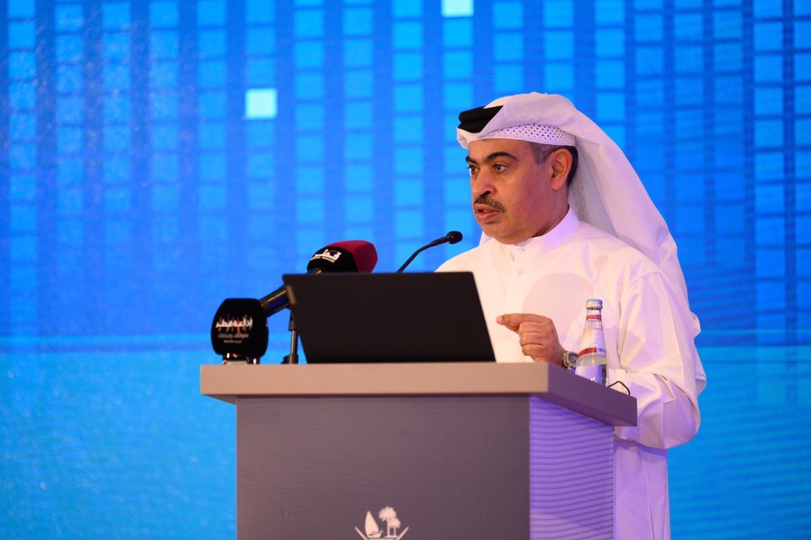 AlArab_Qatar's tweet photo. وزير المالية: الوزارة تعمل حالياً بالتنسيق مع الجهات المعنية على دراسة تطبيق بعض الإجراءات التي من شأنها زيادة تحصيل الإيرادات غير النفطية خلال عام 2023، من ضمنها توسيع قائمة السلع المشمولة بالضريبة الانتقائية ومراجعة بعض الرسوم الحكومية. https://t.co/8barBrxUgb