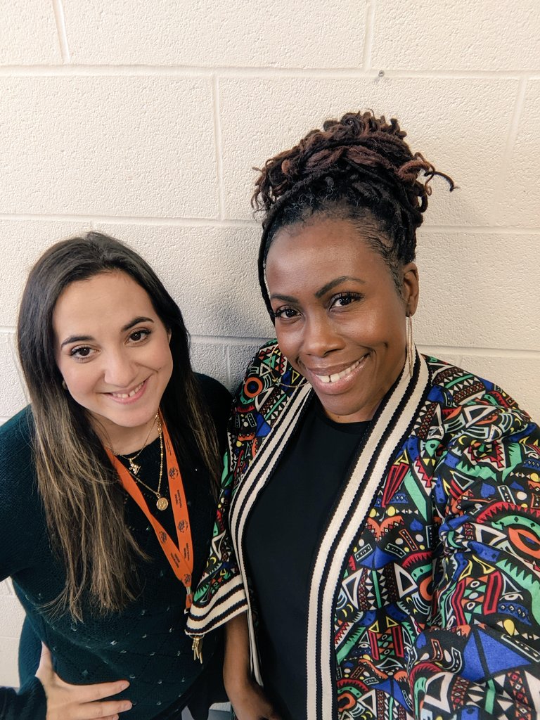 MsDSargeant's tweet photo. It's green/culture day @TribuneDrive with @TerriFumo https://t.co/aYbUV8lsra