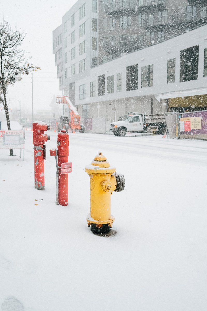 tiarebowman's tweet image. Finally! Some snow in Redmond :):):) #x100v #seattlesnow