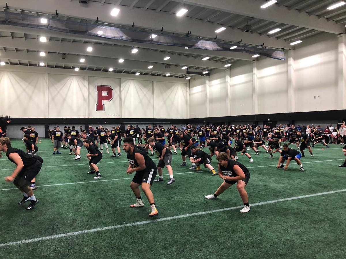 THENWSHOWCASE's tweet photo. Northwest Winter Showcase is open to class of 23,24,25,26! 

Come compete in front of college coaches from Division 2, 3, and NAIA. Media will also be in attendance.

🏷️ Tag teammates below that should attend the showcase. 

🗓️Sunday Jan 22nd

Sign up at https://t.co/k3Y2cUqPw2 https://t.co/pLXc9p5l8D