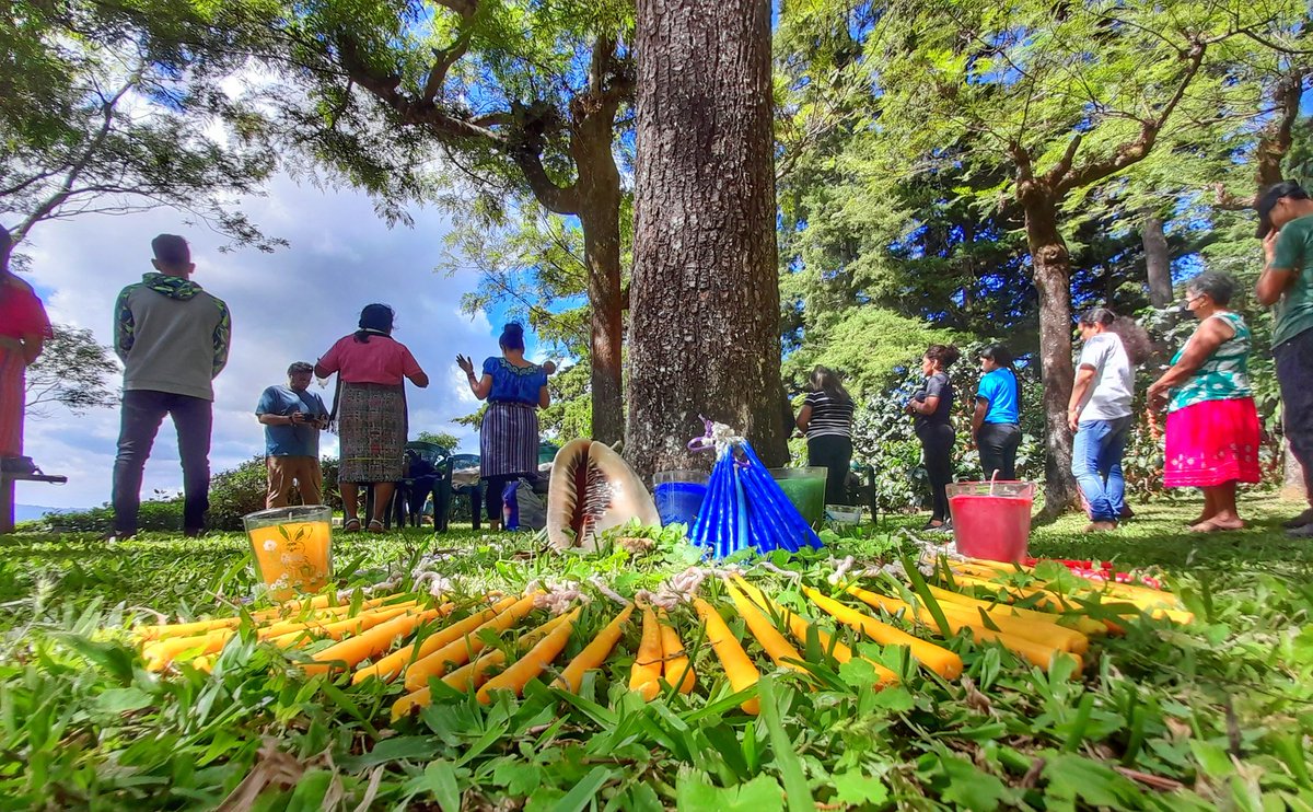 ccnis's tweet photo. En las alturas del abuelo #Tepec, @ccnis y representación de sus organizaciones, inicia sus actividades en este Solsticio, Fortaleciendo el tejido organizativo comunitario y reafirmar el compromiso en la protección de la #MadreTierra https://t.co/6uEGJCnUAp