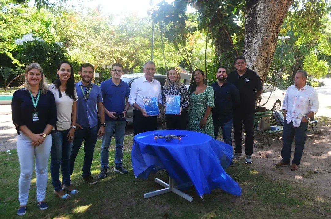 arturbruno's tweet photo. SEMA recebe drone como medida compensatória ambiental
Saiba mais: https://t.co/VZrvzV4D3k https://t.co/beq9PkFrFZ