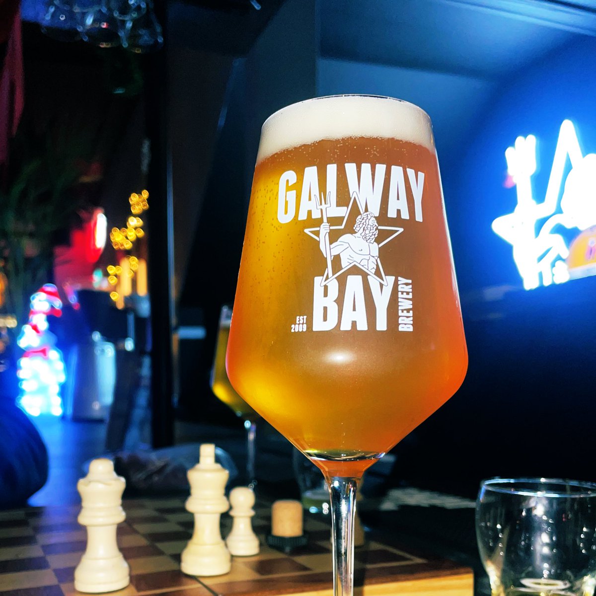 againstgraindub's tweet photo. Christmas week essentials 😉 #christmas #christmaspints #pints https://t.co/7gTm3cbwpg