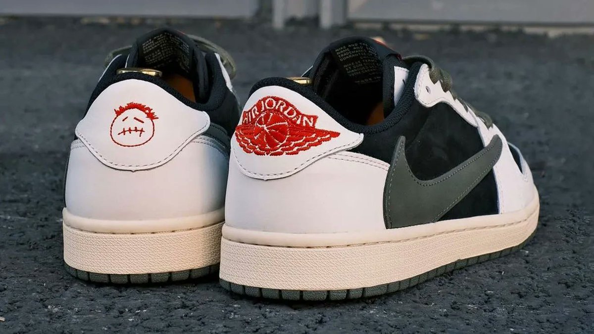 Could the Travis Scott x Air Jordan 1 Low OG "Olive" be the best colourway yet? 🤔 

Link > solesupplier.co/3xIZQ6M