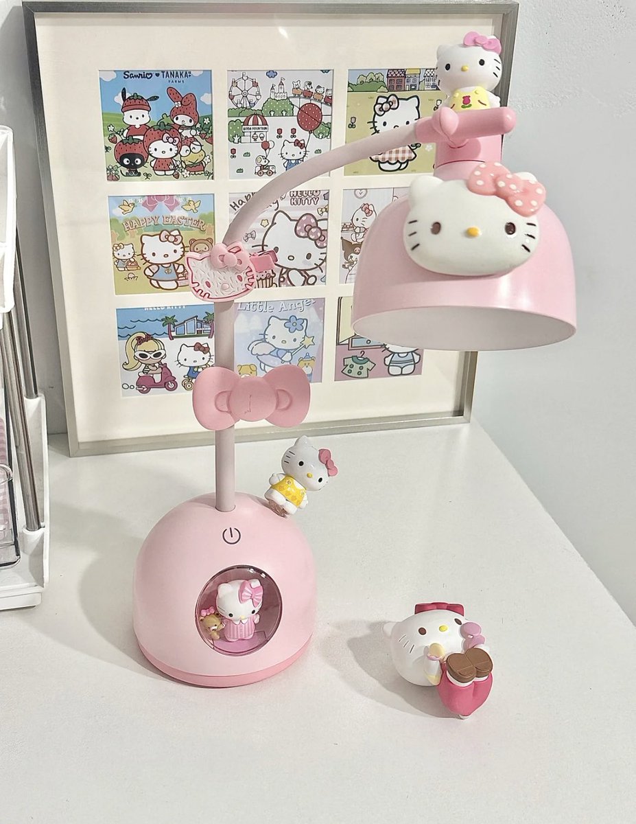 cupcakesanrio's tweet photo. hello kitty lamp https://t.co/HNhE5u5sHm