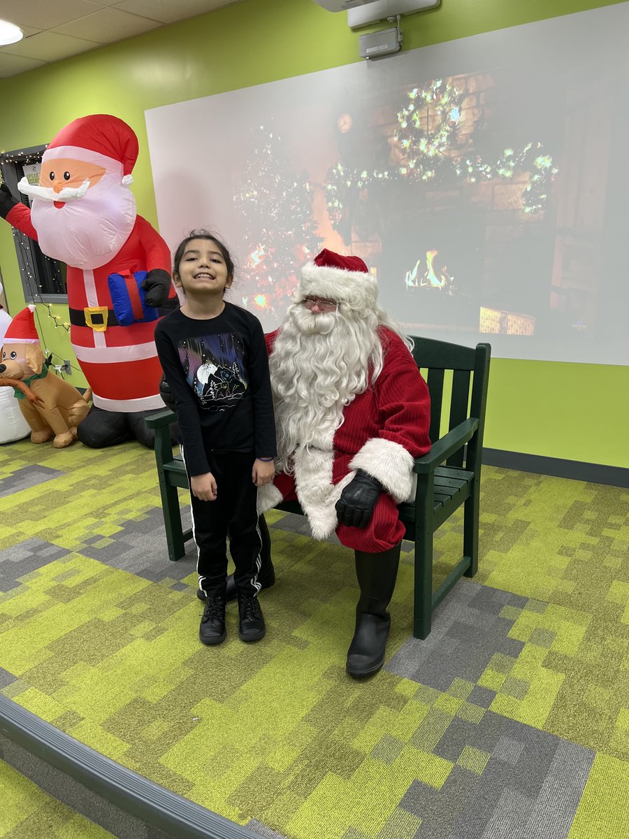 Bruck3rd's tweet photo. Merry Christmas to all of our families! Thank you to @PowersPTO for sending Santa to visit. https://t.co/swuLC8XcX7