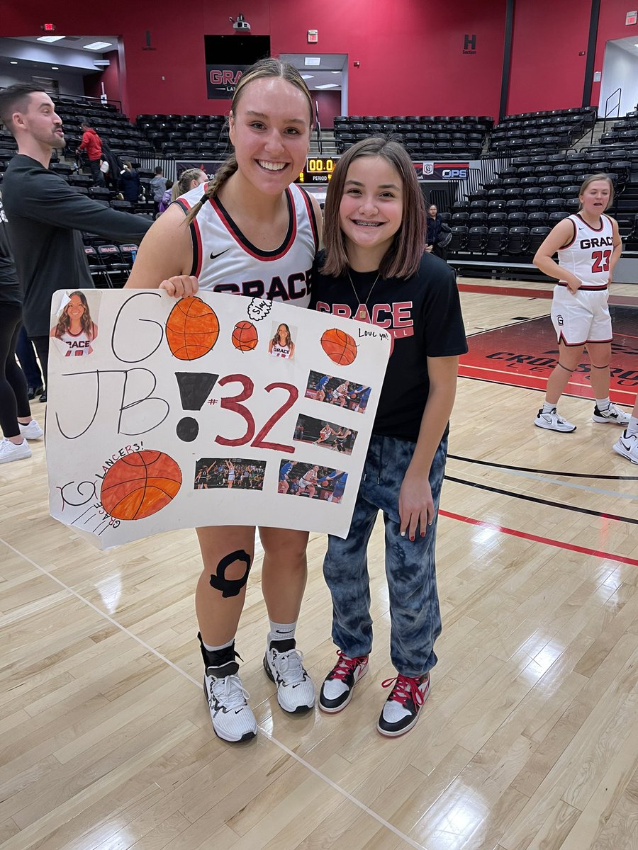 nicoleryman's tweet photo. More pics from @Washington_STEM at the @gracecollegewbb Elementary Day! https://t.co/FMHQs4zE9P