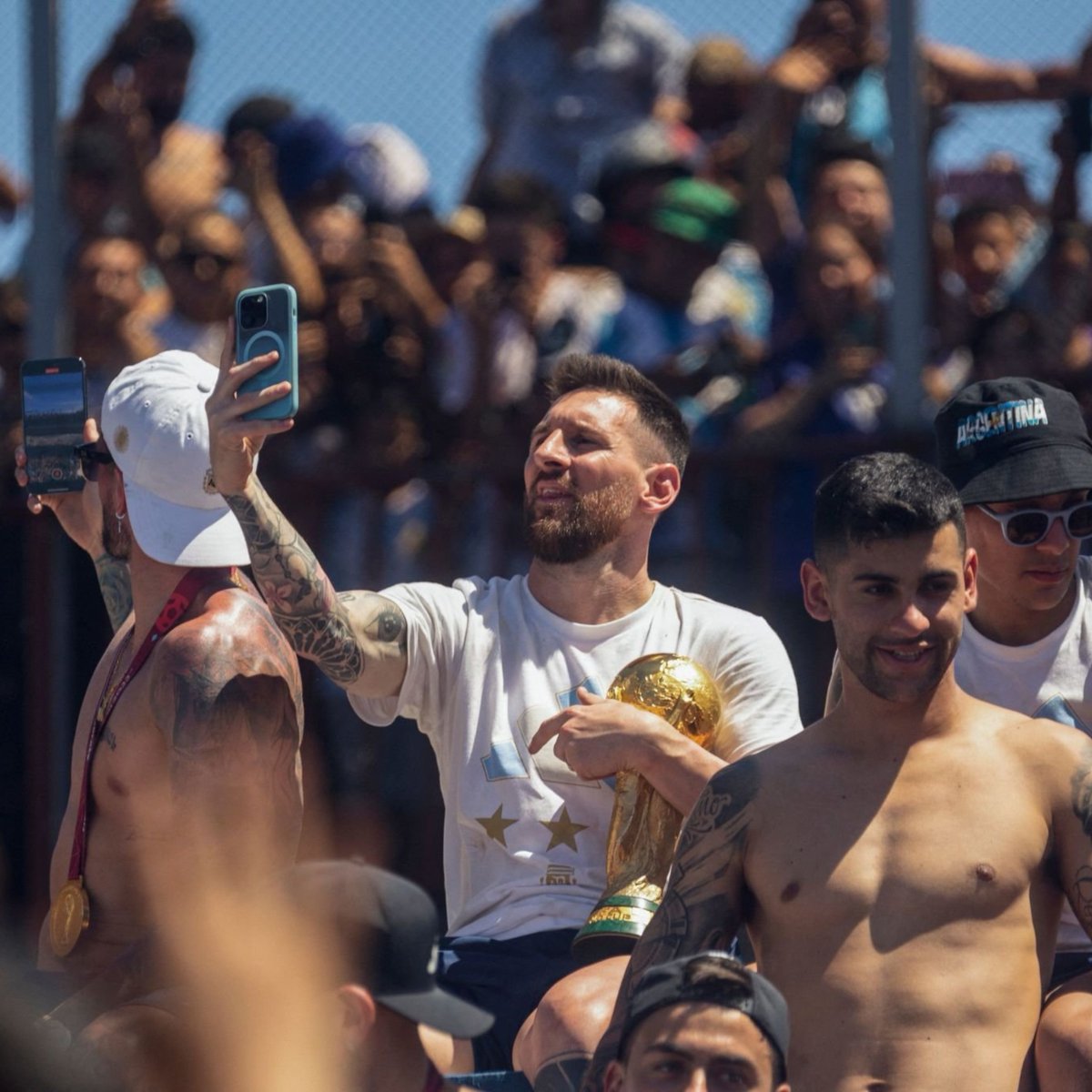 BarcaWorldwide's tweet photo. Is Leo Messi getting better at taking selfies or is it the World Cup trophy?

🐐🤳 https://t.co/D8soFxwy7K