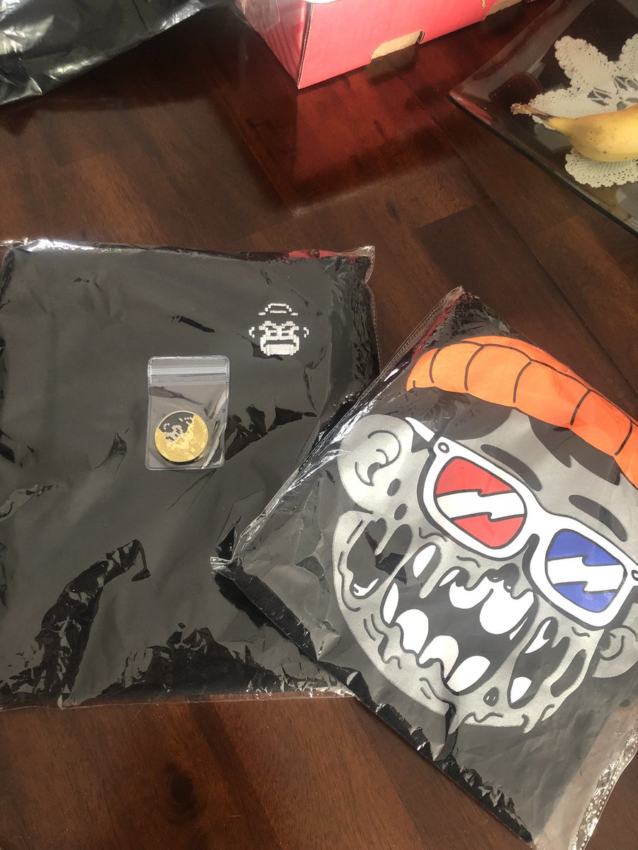 Big_Shog's tweet photo. Finally received my #ODDX merch! I know what to wear today ๐
Thank yโall @GenzeeNFTs & @alexmdc7! https://t.co/82GqRrcH1v