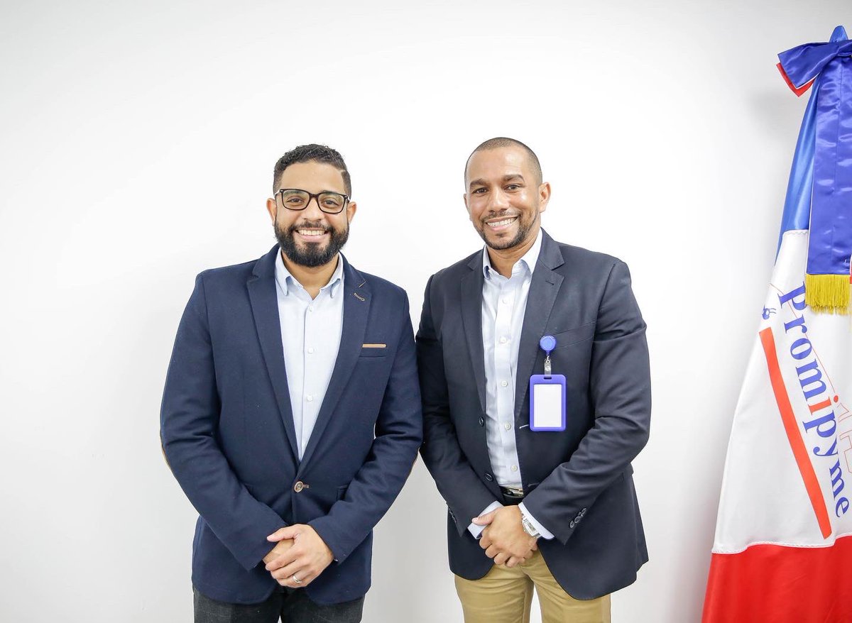 montedepiedadrd's tweet image. La mañana de hoy el adm. gral. de @montedepiedadrd @wegrullon se reunió con Los Sres: Ángel Matos (Sub-Director de Gestión y Desarrollo Empresarial), Ennio Santana (Gte. de Medio Ambiente), del Consejo Nacional de Promoción y apoyo a la Micro, Pequeña y mediana empresa.