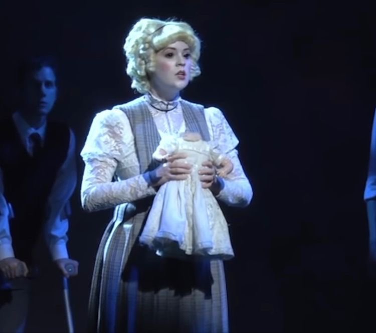 CycloneDelivery's tweet image. to : @FALLFAIRSUITE 
from : @junkgh0st 
🐱  - “hopefully this gets to u in time uhhh HAPPY BIRTHDAY!!!!!!!!! ILY BFF can&apos;t believe u are one year older as of now that&apos;s crazy dude”