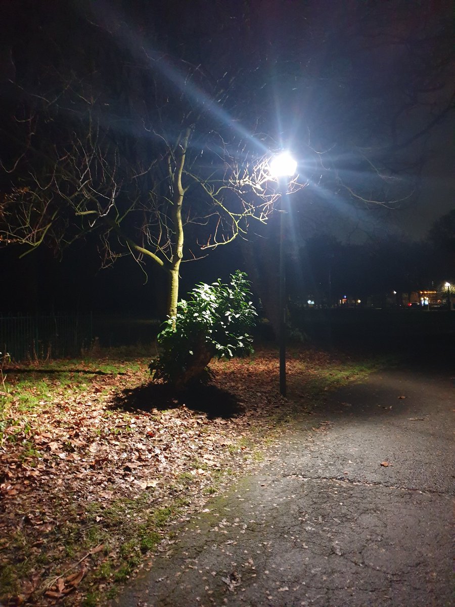 DaveApp's tweet photo. Just walking back from a sucessful community planning meeting. #HatOfTheDay #GetWarrTalking #GetWarrMoving #StayActive #MentalFitness https://t.co/amOEB30ZwW