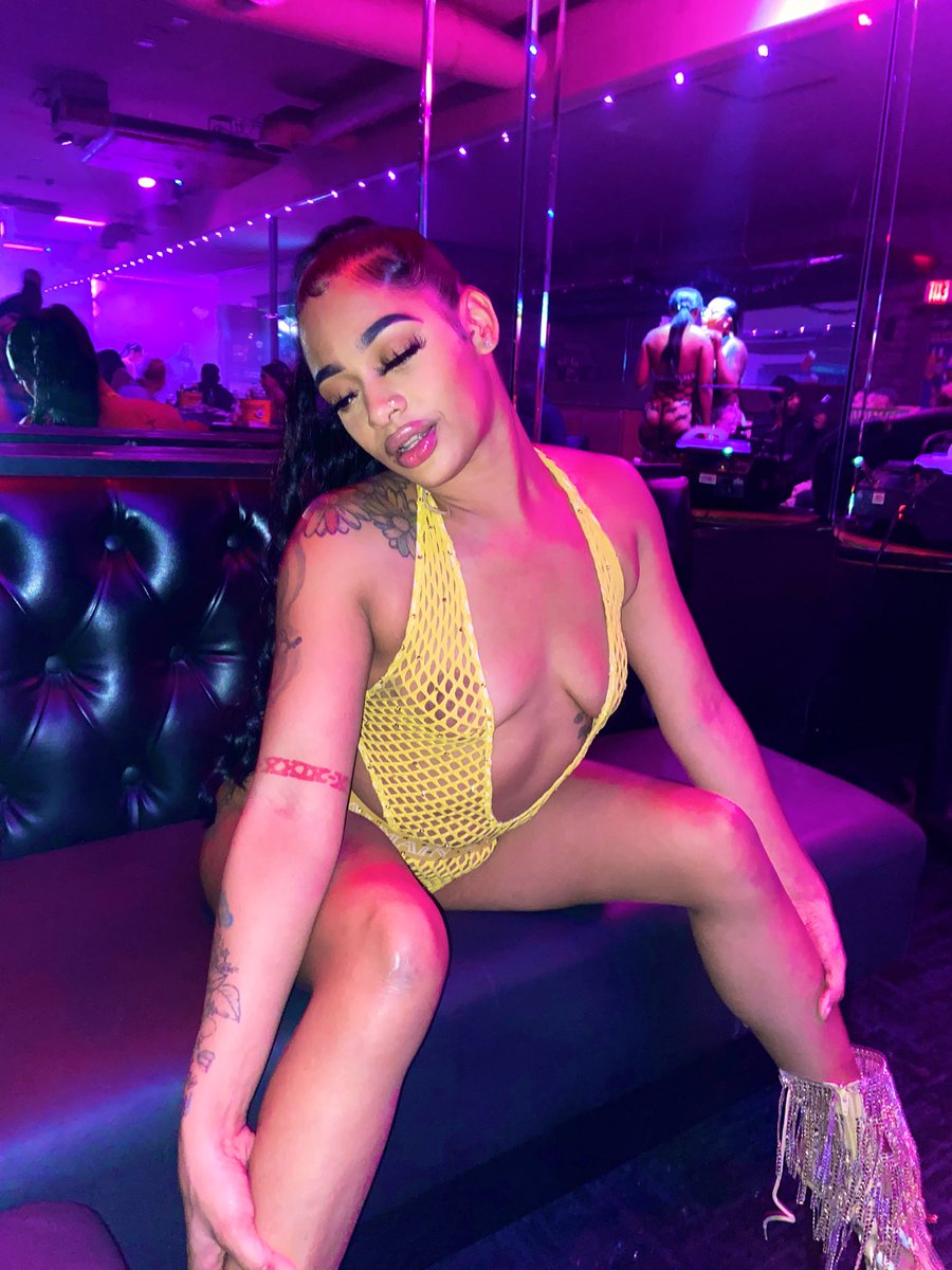 decurlss's tweet photo. I love when you spend it on me 🫶🏽💵 https://t.co/TVWULgcVIj