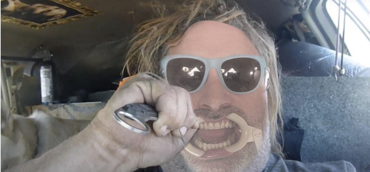 BobbyRall's tweet photo. @tomsegura Feather it brother! https://t.co/U0slg7QNUP