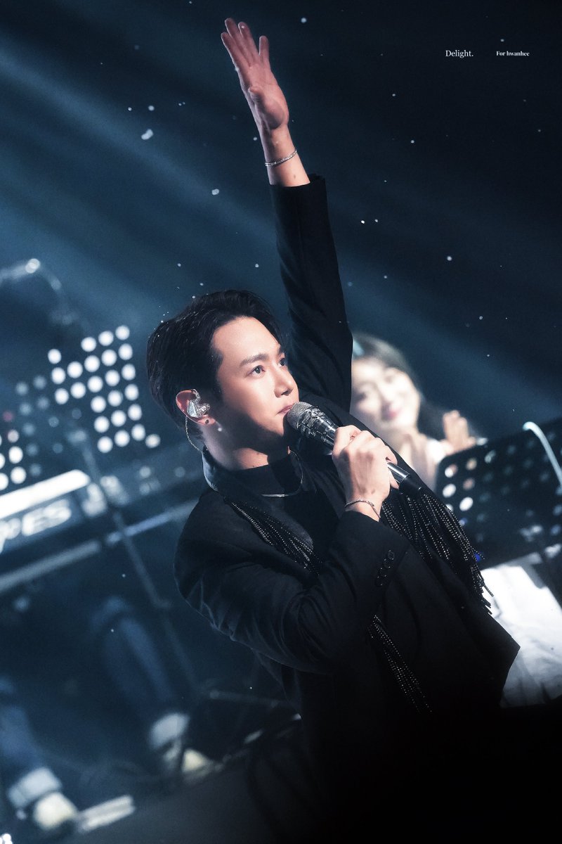 One_delight's tweet photo. 221218 Over the sky #환희 #hwanhee https://t.co/wTGUACZVsr