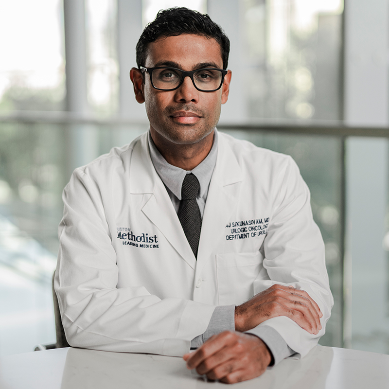 HMethodistMD's tweet photo. A new Houston Methodist trial is the first to examine the efficacy of combining an immune checkpoint inhibitor with radiation therapy to create an in situ vaccine for muscle-invasive bladder cancer patients. Learn more.