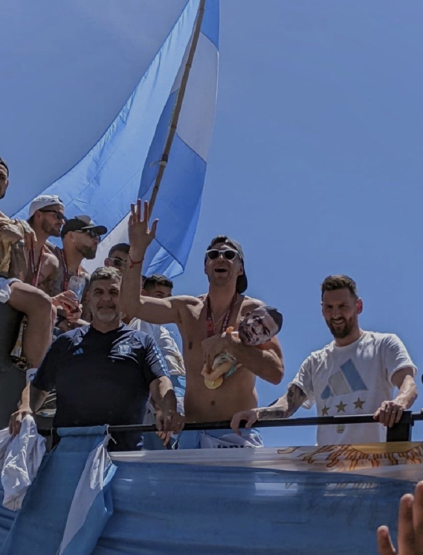 Messi desumilde 😾 : r/SaikoReddit