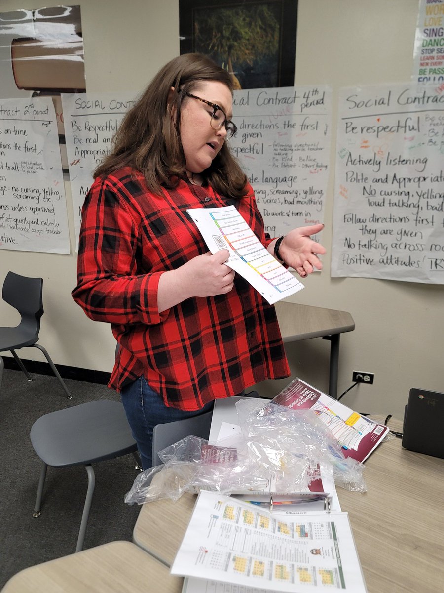 kekewalker40's tweet photo. Mrs. Morgan and Ms. Woodall are assisting the HHS ELAR team with intentional instructional planning for next semester! Organization and instruction is our thing!
#hhsrocks
@HempsteadISD https://t.co/gvMctwewA4