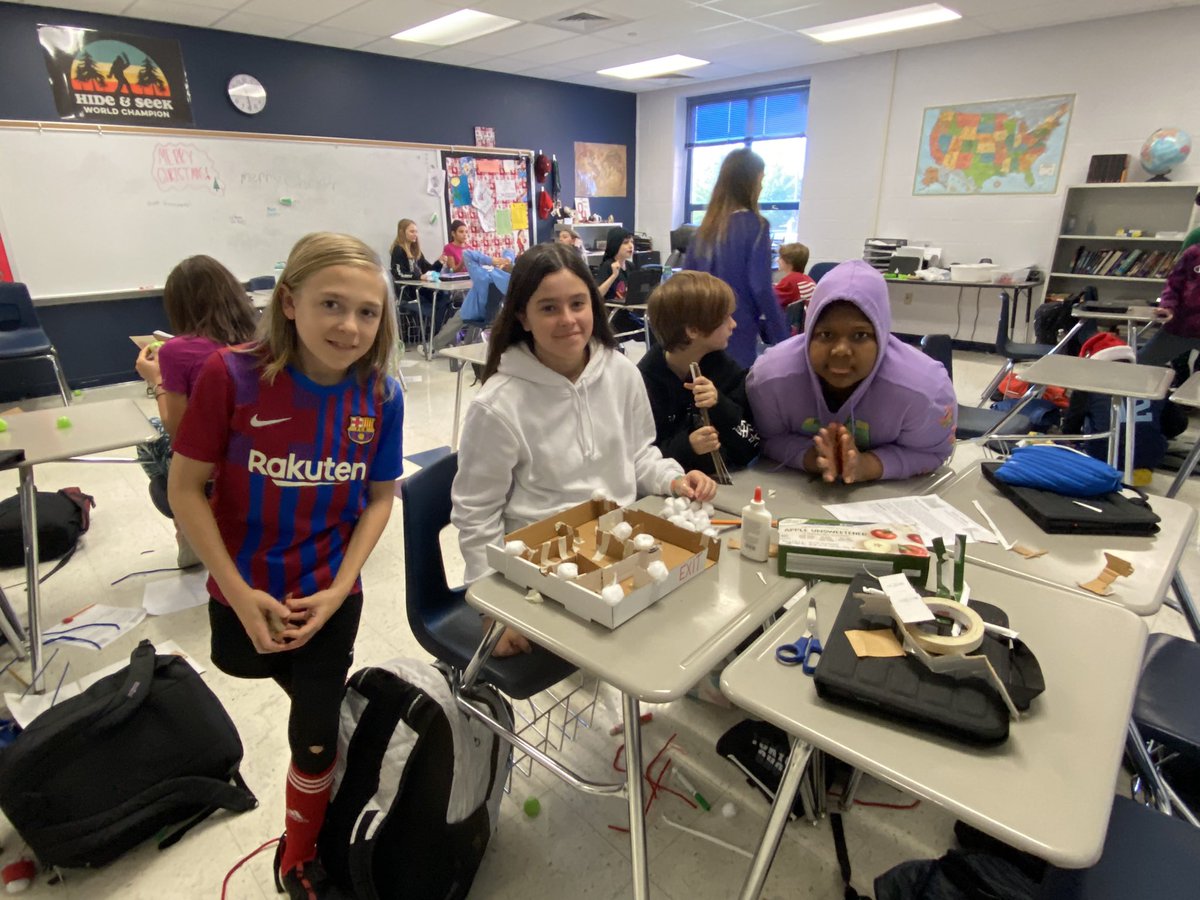 aMAZing snowball races in Barnes’s 3rd hour