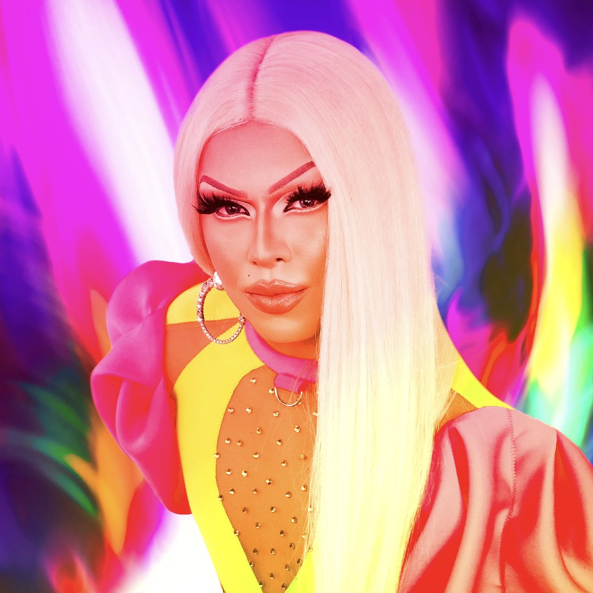 CrystalStarzCT's tweet photo. Glowing and Growing! π« #crystalstarz #DragQueens #dragphotography #johngramphotos #followmyinsta https://t.co/i6LGPbkTS8