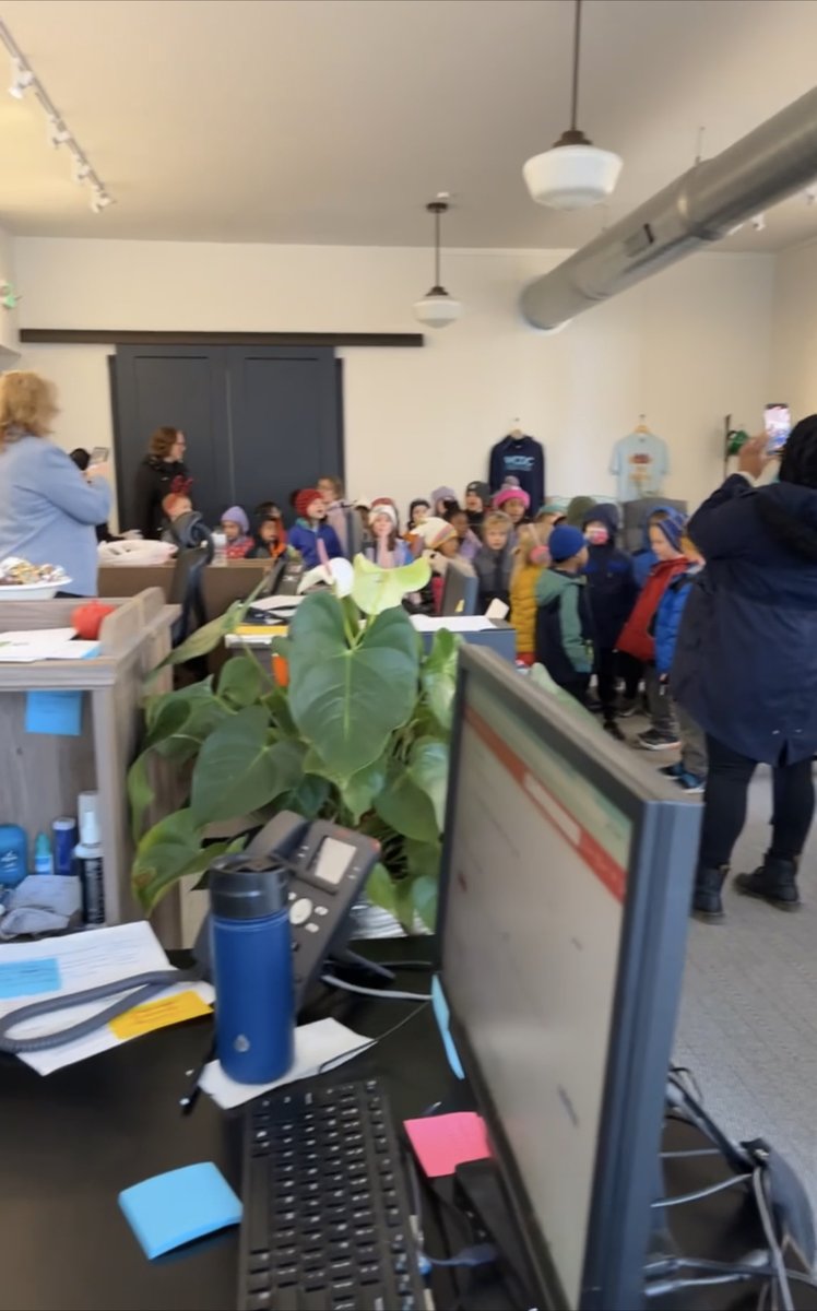 WilkinsburgCDC's tweet photo. Awe! You guys! The cutest little Christmas carolers from #PUCS just made our day! They kindly stopped by our office as they made their way down the street spreading joy today! There is #goodallover #wilkinsburgcdc https://t.co/5aPyDcpR2w