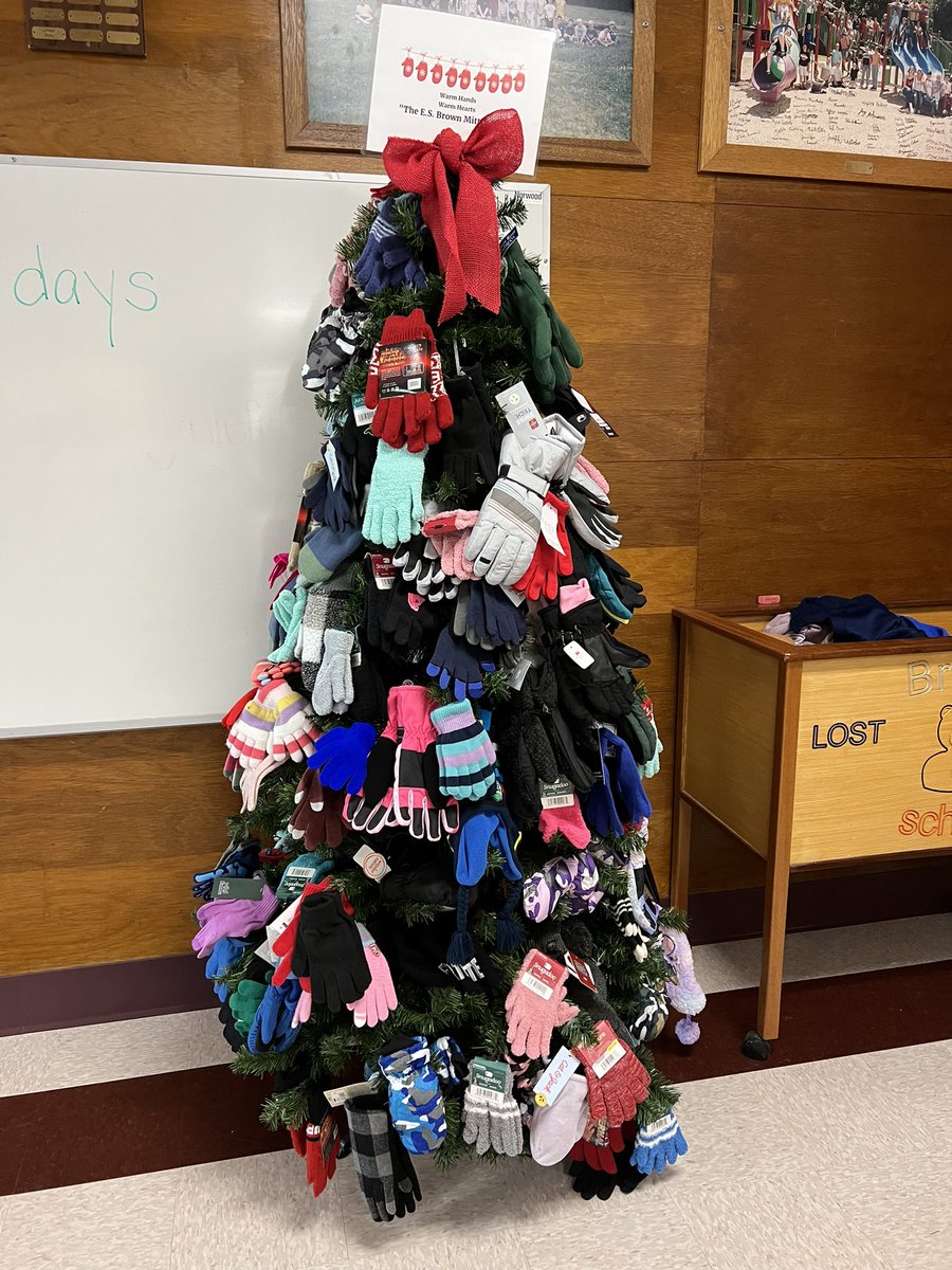 esbrownschool's tweet photo. Not a spare branch!Thank you to all of the @esbrownschool families for their donations to our Mitten Tree! All items were brought today to the YMCA for the United Way of Greater Fall River!  Thank you PTO for coordinating this! #helpingothers #mittentree @UnitedWay https://t.co/VOxmqAjCYS