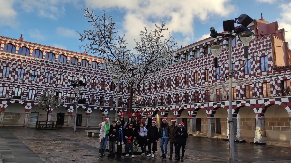 BÁRBARA DE BRAGANZA tweet media