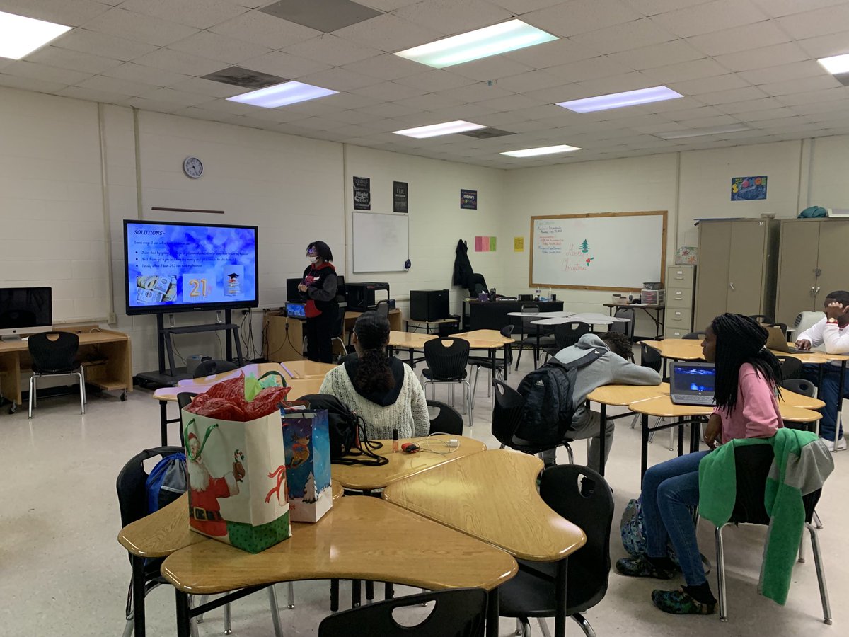 PQschoolsCTE's tweet photo. Today, I watched one of our Entrepreneurial students present their business plan. Day care and dance. Another student designed his business for shoe cleaning. ⁦@lifestrapestry⁩ #ctefornc #businesspathway #makinglearningreal https://t.co/a6W8xU5BJa