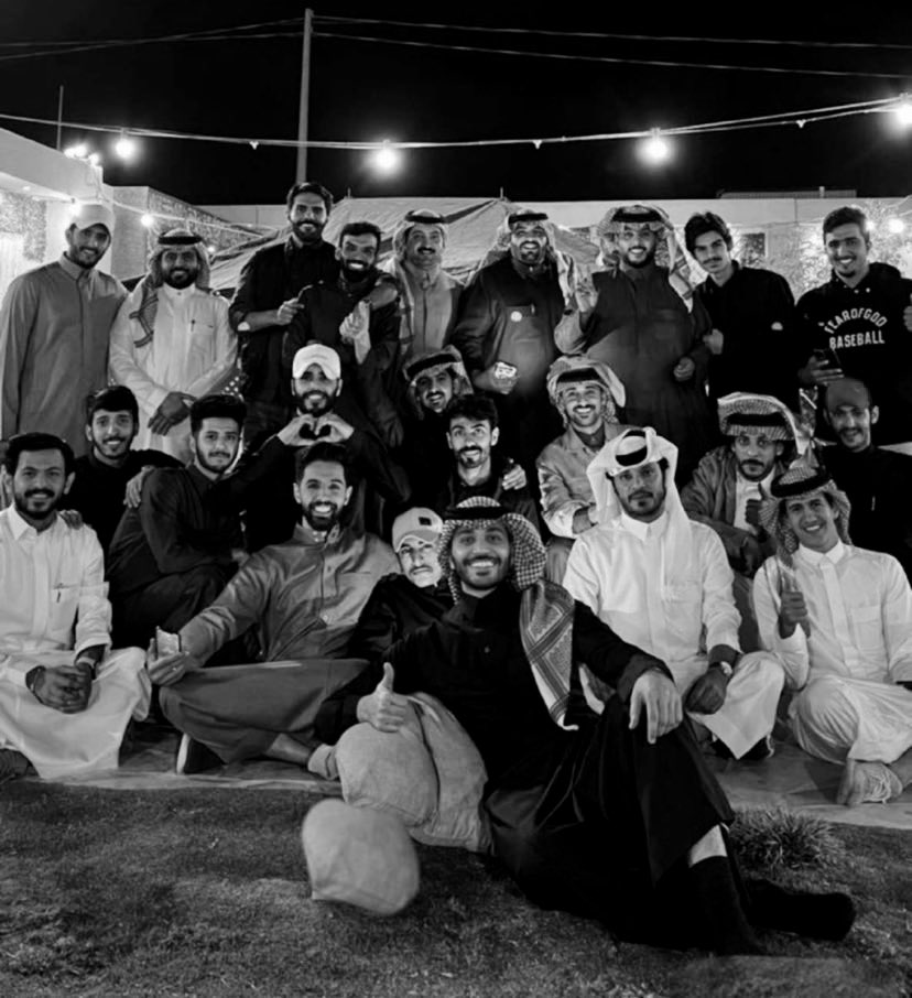 ..

شكـراً لكل من حضر السبيـس أسعدتمونا بتواجدكم ومشاركتم معنا بتاق ولجميع فرق الدعـم شكراً لكـم ونشوفكم بإنجازات اكبـر وذكريات اجمل بإذن الله ..🧡

- وسـامحـونا ..😉🙈

#احمد_المطيري // #سنويه_الميركه