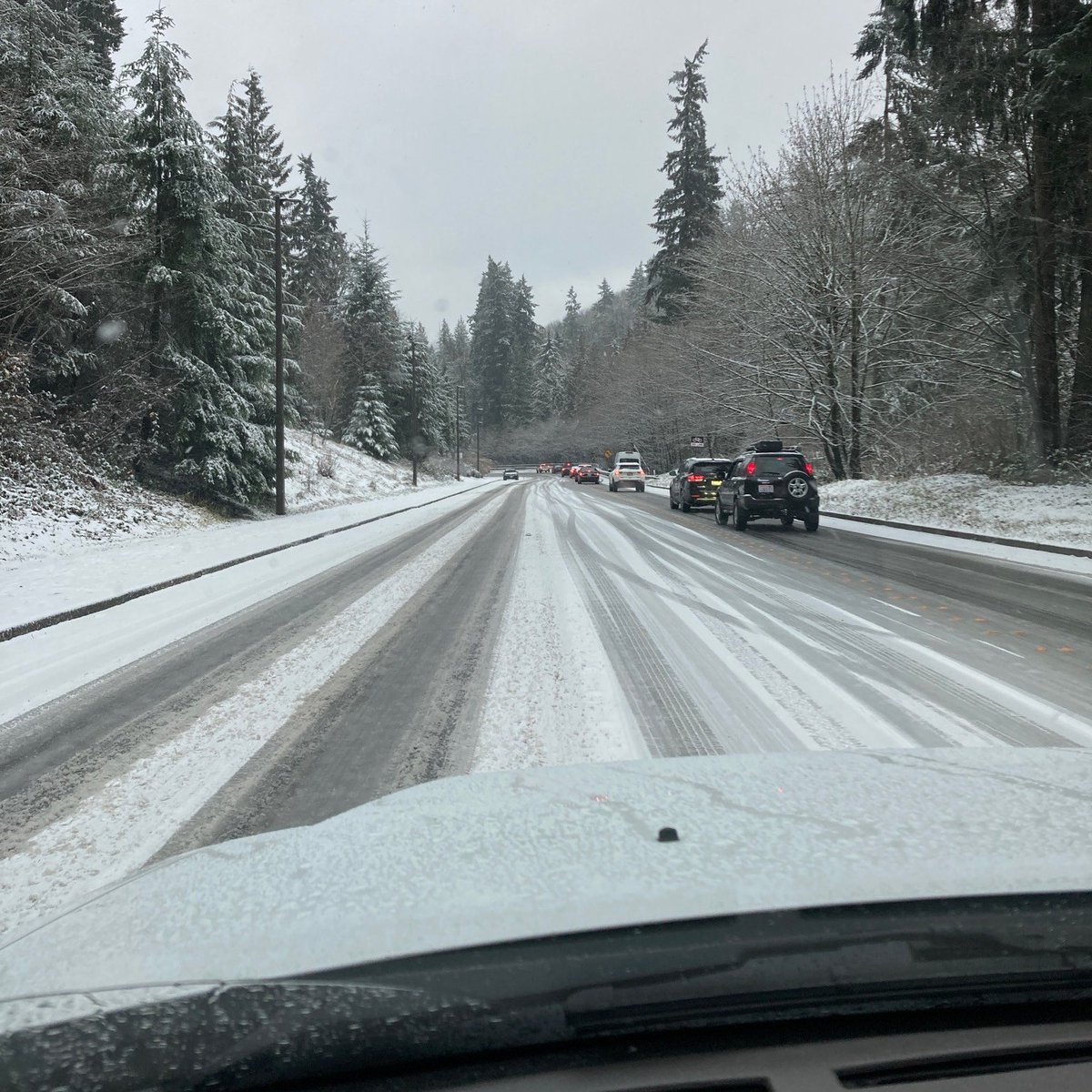 Bellevue, WA Police on Twitter "Lakemont Blvd is closed between