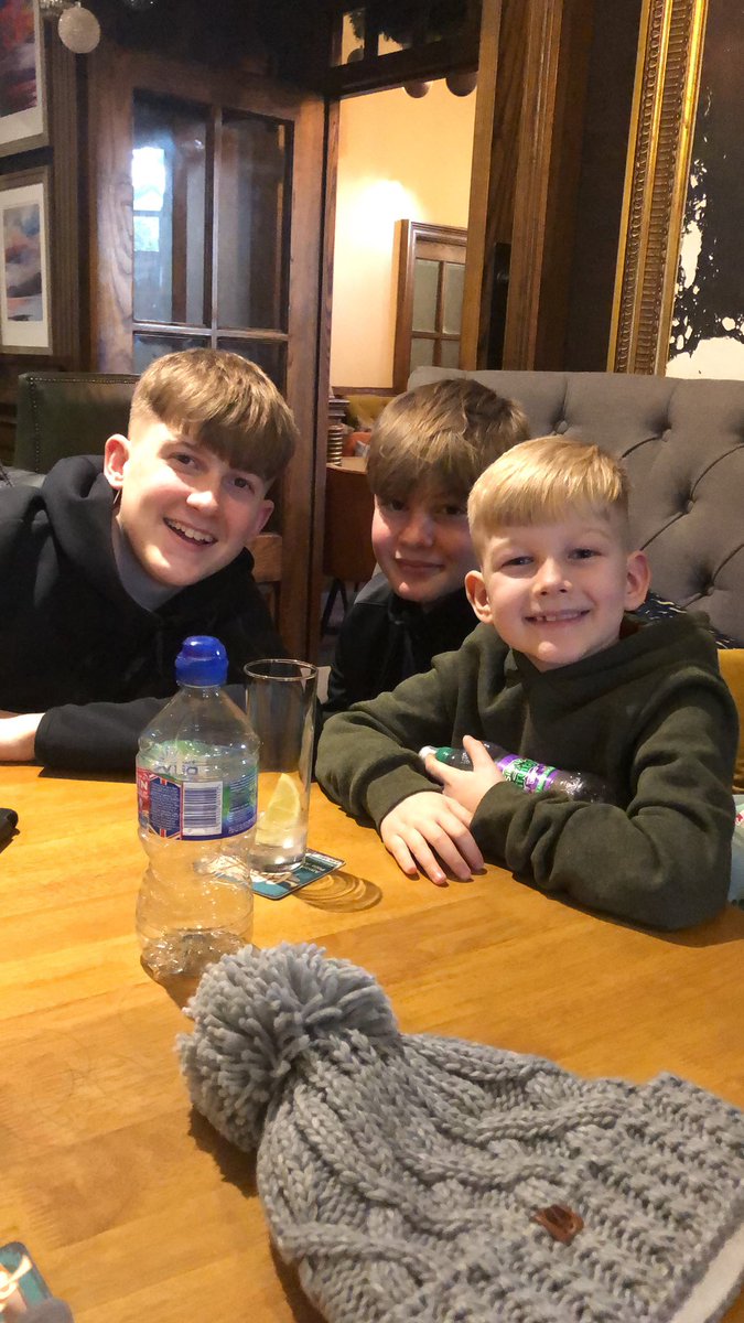 We were in The Albert in Bowness today, enjoying a lovely after walk drink and giggles. A lovely lady left this note on her departure. Whoever you are; thank you. You made our Christmas! ❤️ The three amigos in tow are pictured! #raisinggentlemen #bowness #family <a href="/AndyJMAdams/">Andy Adams</a>