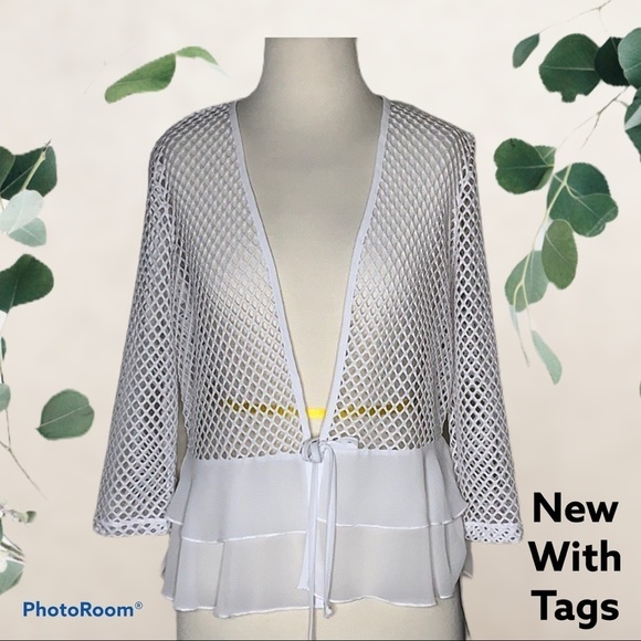 viveeeanne's tweet photo. So good I had to share! Check out all the items I'm loving on @Poshmarkapp from @HangerLlc #poshmark #fashion #style #shopmycloset #macme #2bbebe #michaelkors: https://t.co/DQFd5iXyDJ https://t.co/maFw7wgI1L