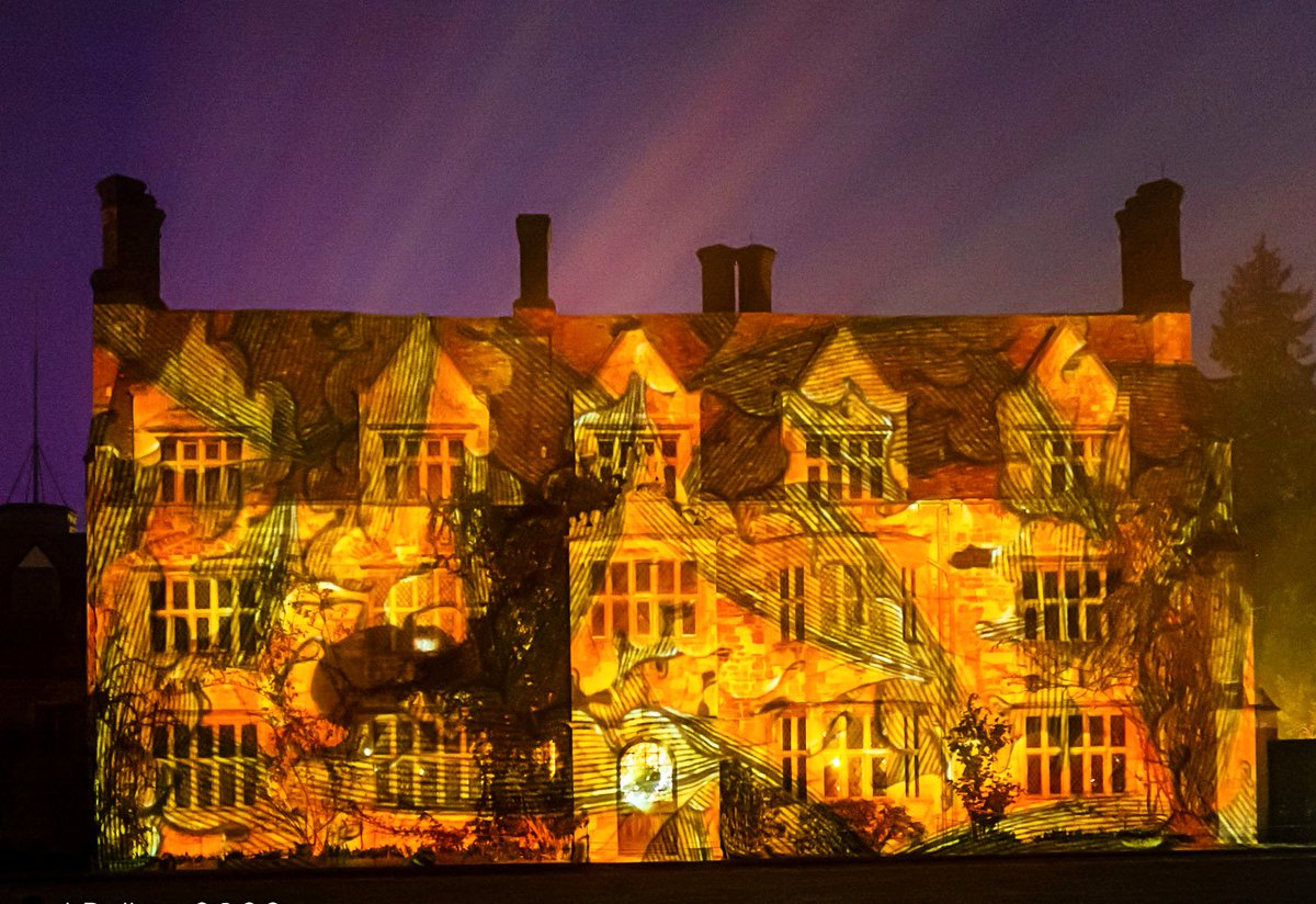 AngleseyAbbeyNT's tweet photo. Tomorrow marks the final day of this year's #AAWinterLights. There's still tickets available for Wed 21 Dec so book yours by 2pm & join us to share the magic of the final night: https://t.co/7lzVCUiXhn
@JackieMorrisArt @RobGMacfarlane https://t.co/uSidjOO6gc
