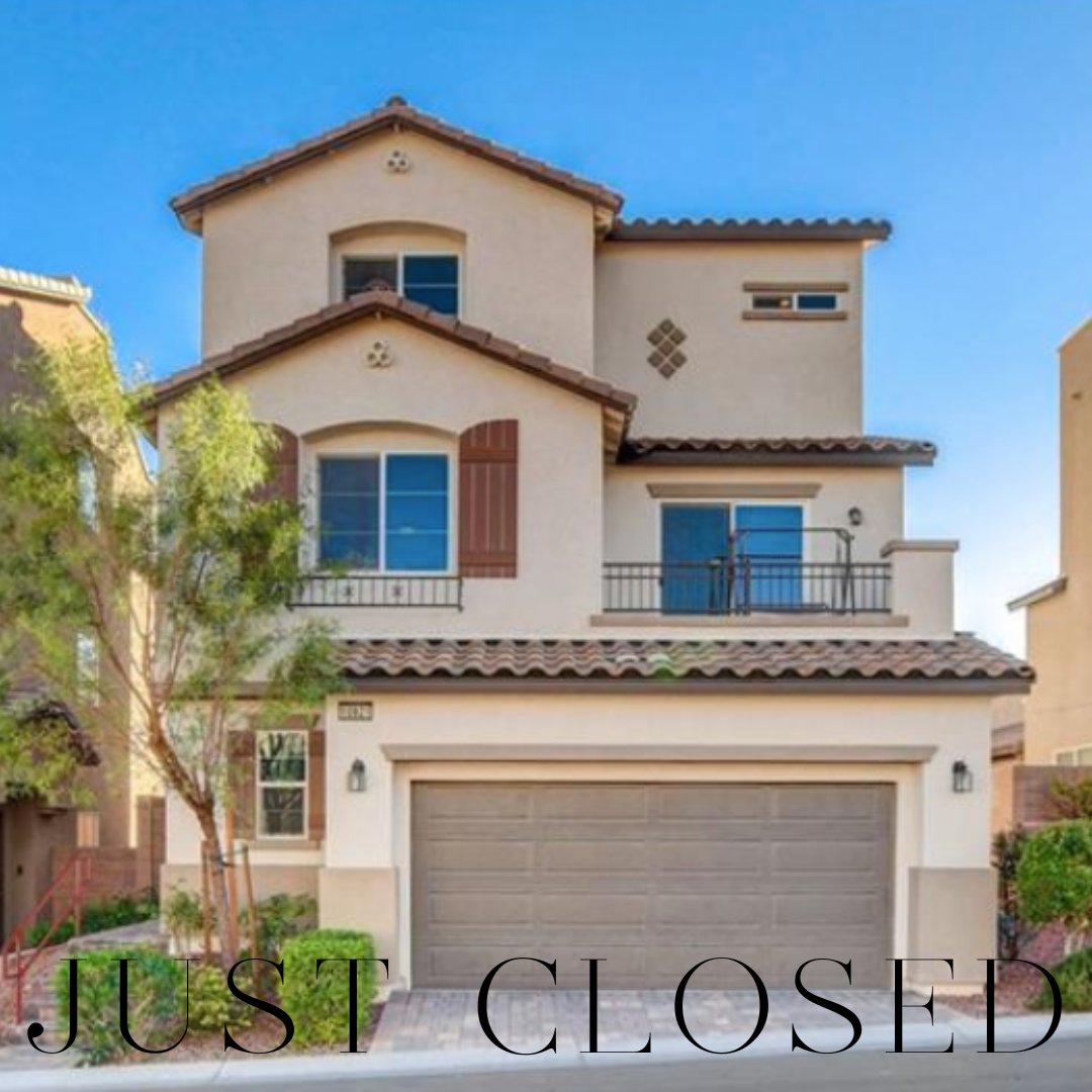 WillowManorLV's tweet photo. Just closed! We are so grateful to our clients for trusting us to help find them their new home 🏡

#realestate #homesold #movingtime #grateful #gratitude  #realtor #lasvegas #sold #homeforsale #homebuyer #justclosed #lvrealestate #summerlin #nevada #willowmanor #dreamhome https://t.co/hpxDp87RjL