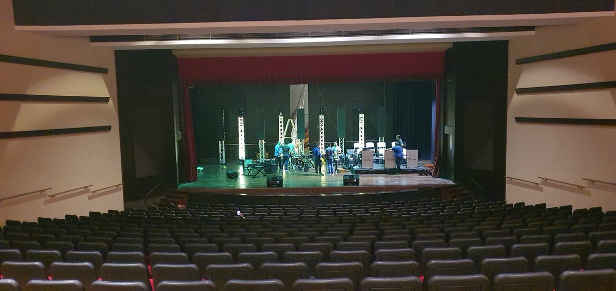 Preparandonos para hoy!✨️🔥🎤🎶