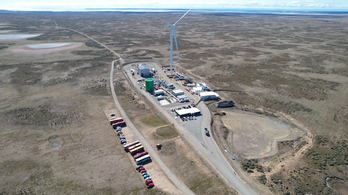 PastorinoJavier's tweet photo. La innovadora planta Haru Oni de HIF en Magallanes ha comenzado hoy a producir combustible sintético. Estamos orgullosos de ser protagonistas de este proyecto, y confiamos en que sea un primer paso para posicionar a toda la región como hub exportador de hidrógeno y sus derivados. https://t.co/h3e2PL7xyM