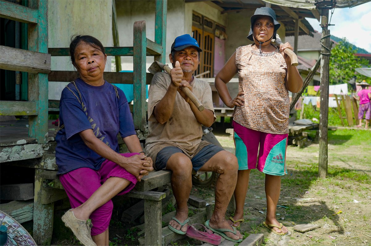 We are working to support five communities in Borneo by assisting their legal process in regaining access to their lands and being stewards of their forests again with the help of the Indonesian government.
 
Please visit planetindonesia.org/support and give the gift of going home.