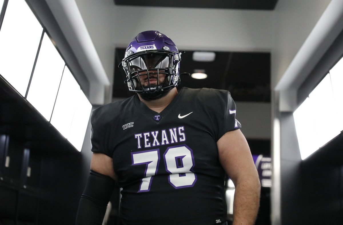 kariem_soufi's tweet image. Committed!!! @coachscarey @QBsWork16 @TarletonFB @PPIRecruits @BCollierPPI @CoachKVaught