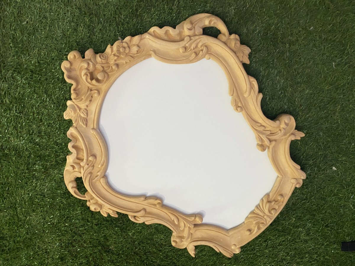 kellyeden's tweet photo. We are in an age where so many hand crafts are being replaced or dying out. 
So, I’m hoping to help Sayatt before his well deserved retirement.

Sayatt is hoping to pass down his craft.
If you are willing to learn, they are willing to teach. 

(Below: custom frame he made me) https://t.co/qKjPwWlAHE