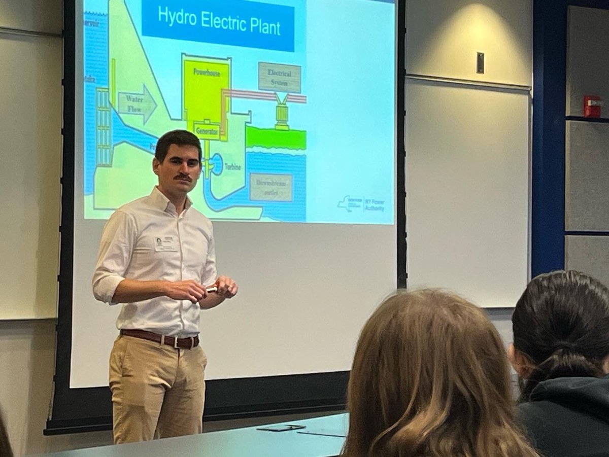 CTE_Buffalo's tweet photo. PTECH BESOLAR students from South Park High School are connecting with P-TECH from Niagara Falls High School for @NYPAenergy Career and College Mentoring series. Students learned about the recent atomic fusion breakthrough, power plant energy conversion processes &amp; resume writing https://t.co/qCRMB8GnL6