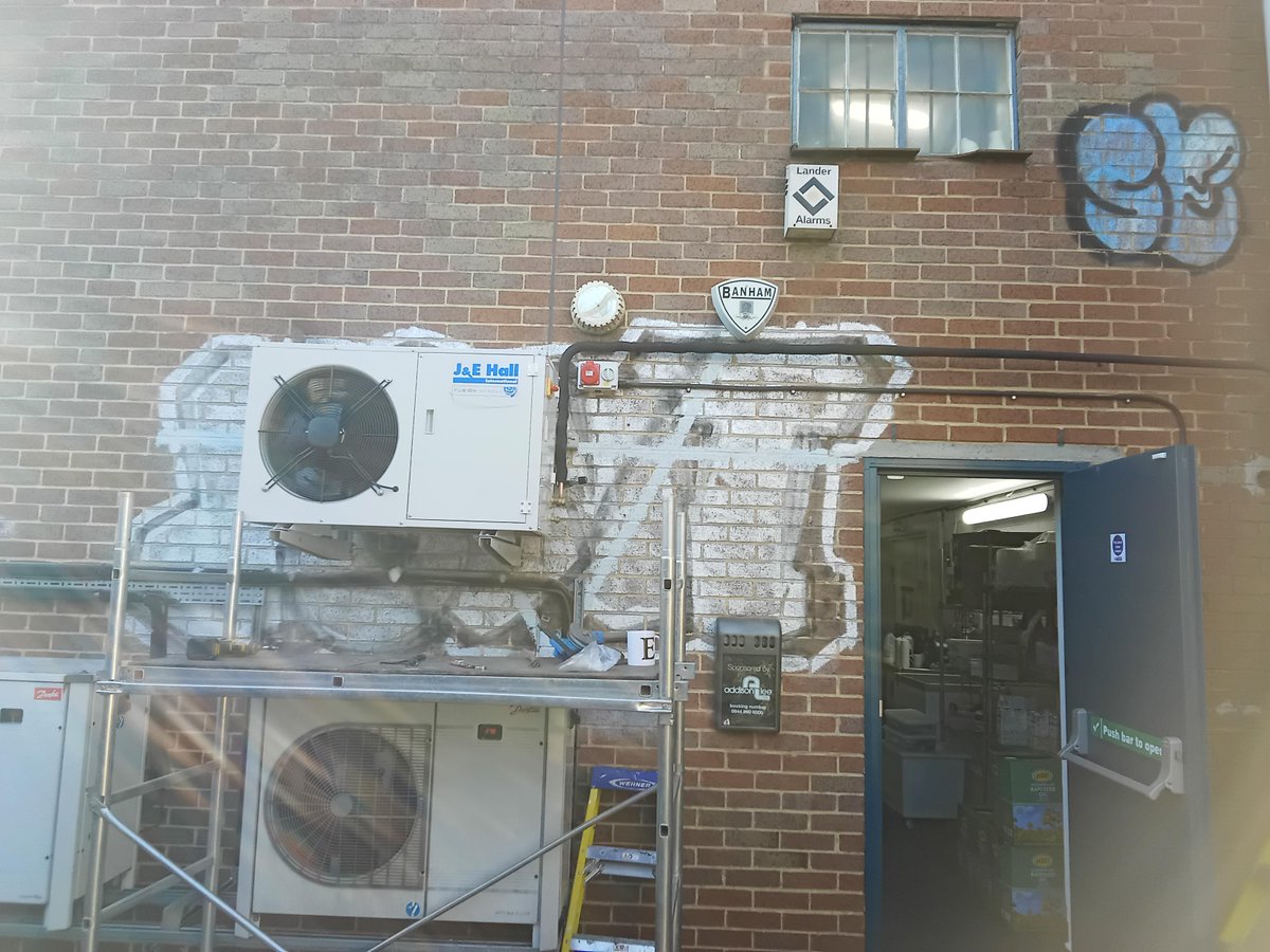 celsiusref's tweet photo. Another great installation with @customcoldrooms and kit from @AFRefrigeration @jehallfridge in Battersea at @rocketfoodltd just in time for Christmas! https://t.co/4Z0D5UfILU