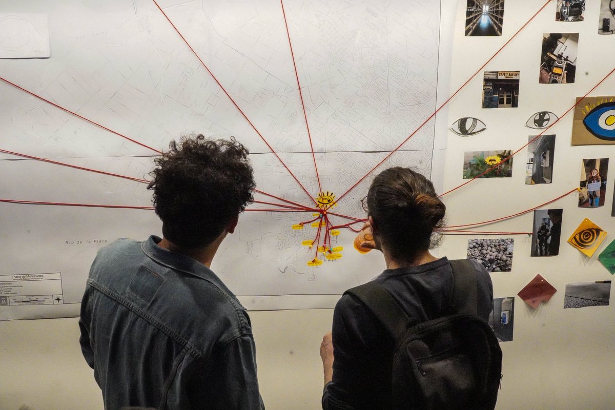 Instalación previa proyección.#otrasmiradas
#escuelacomunitariadecinedeloeste