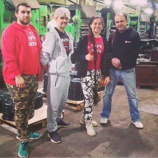 Vlad_oman's tweet photo. Team💪💪 @Marianna_fit @Sergey_lib @Alex_sev_9 #fitness #fitnessbuddies #buddies #friends #gym #gymlife #fun #workout #motivation #sport https://t.co/5PIjEznkxO