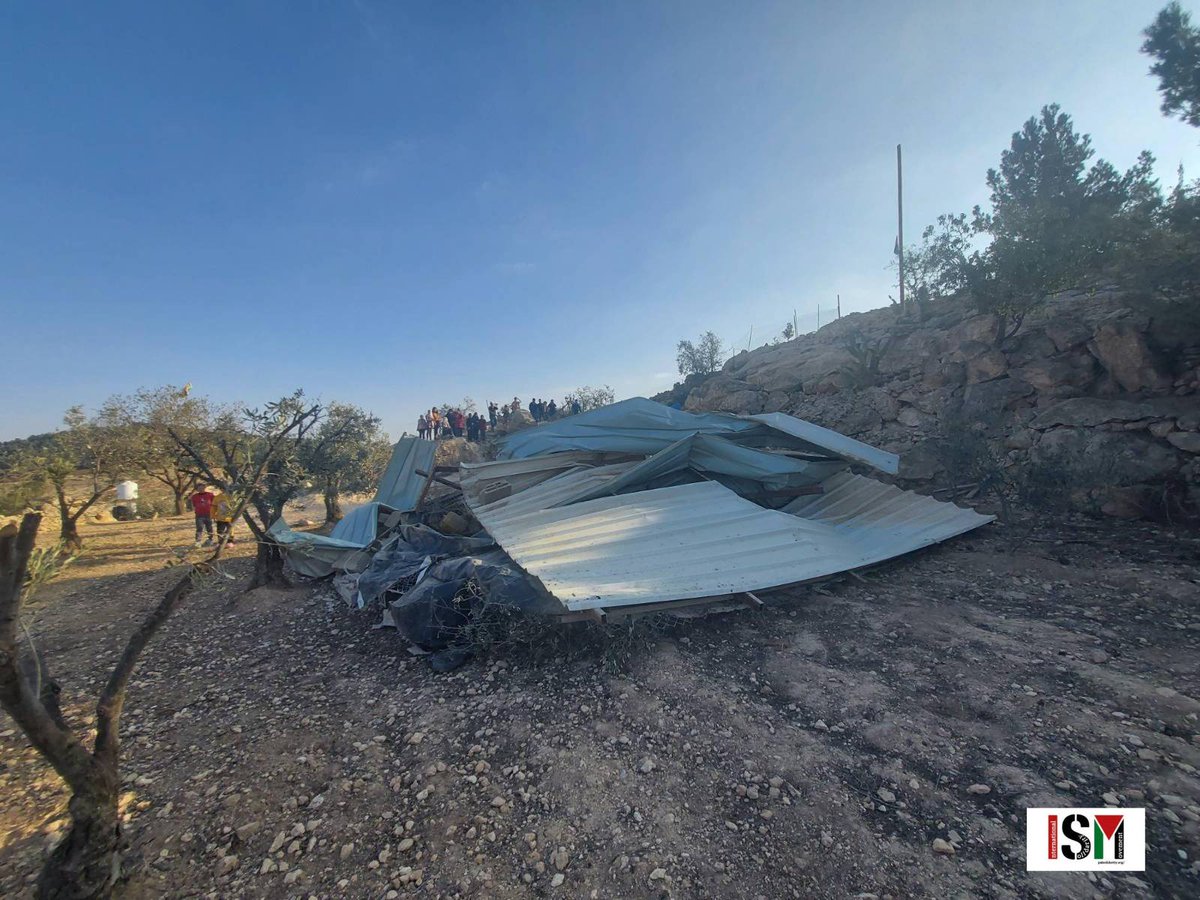 ISMPalestine's tweet photo. A 4th demolition took place today in #MasaferYatta, in the village of At-Tuwani. The IOF and civil administration destroyed a family's bird coop, killing some of the birds inside in the process. Many families in this area depend on farming for their livelihoods and food. https://t.co/yUSpzPivjC