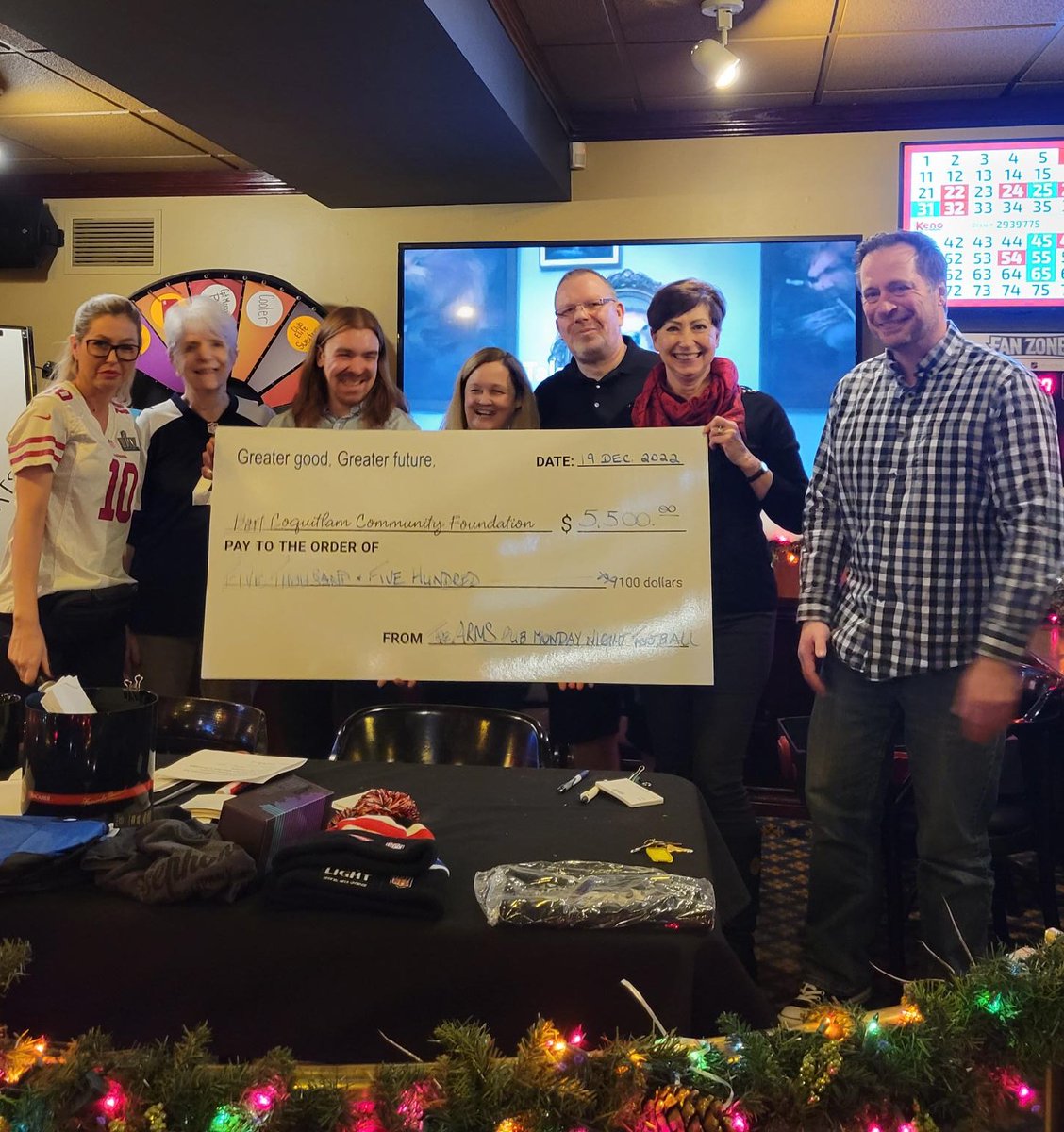 PoCoFoundation's tweet photo. Big Big Thank you to The Arms Pub Port Coquitlam, the Staff and all the patrons for supporting the PoCo Foundation through the Monday Night Football Pool raising $5,500 for our community. https://t.co/pr0Fvia3FI