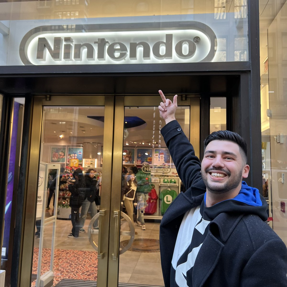 turndownforwalt's tweet image. Merry Christmas