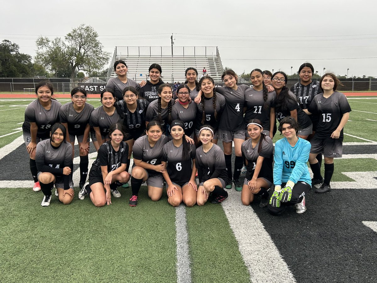 Congratulations to our JV light team for their 1-0 victory over Weslaco High this morning!! Great job ladies!!!